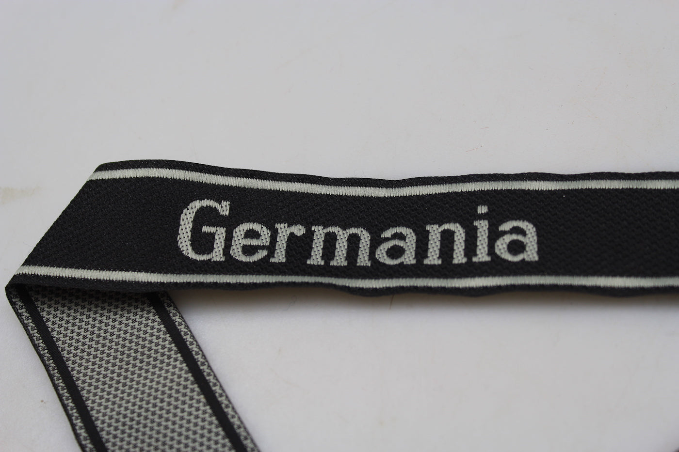 Repro cuff-title SS "Germania"