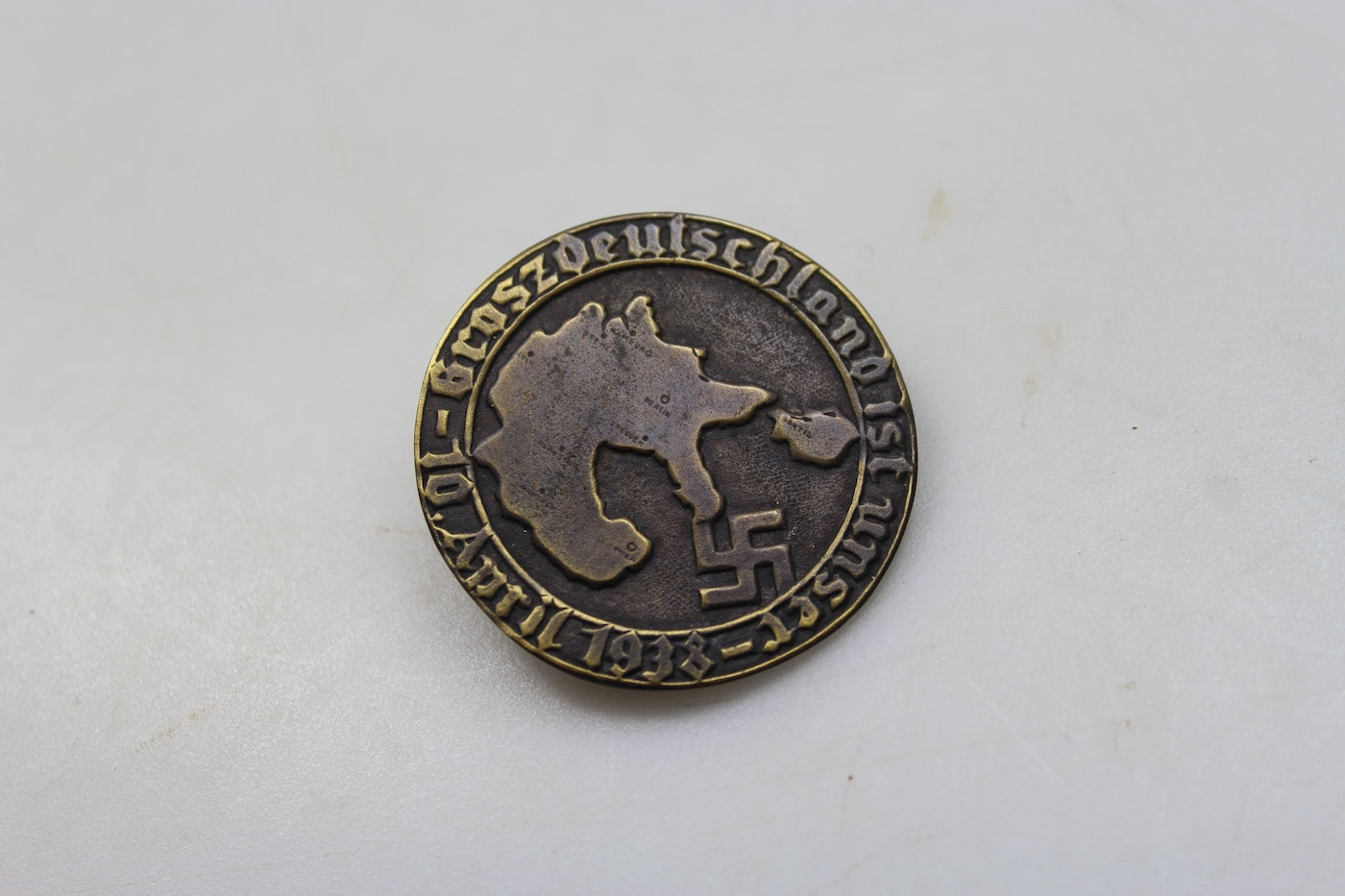 Repro badge  10 Aprile 1938