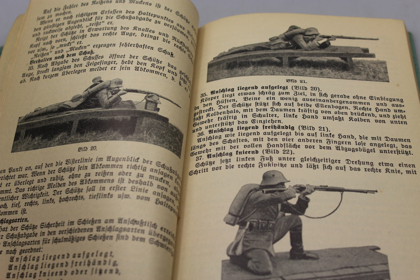 "Die Soldatenfibel"  Manuale