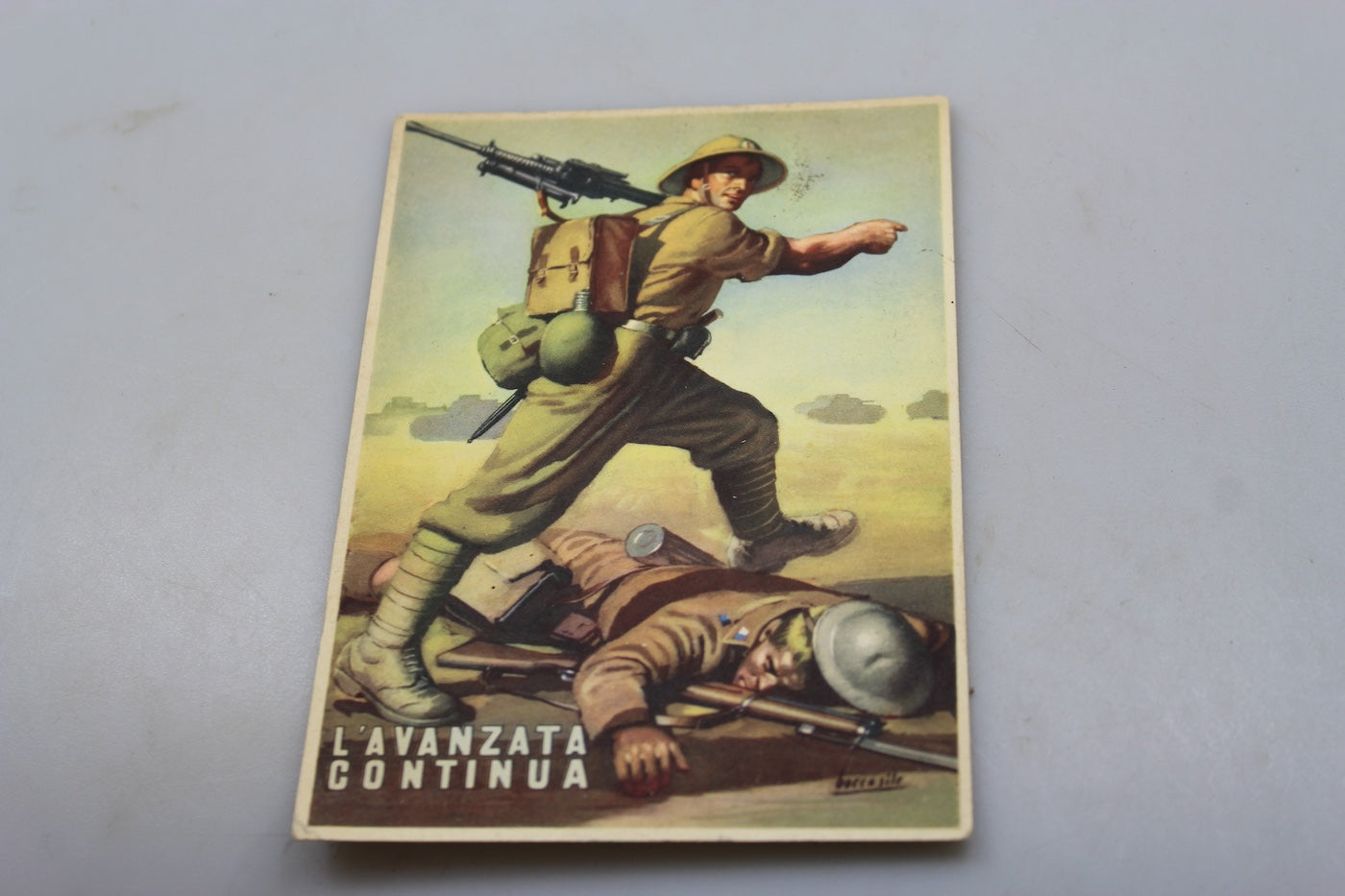 Cartolina postale "L'Avanzata continua"