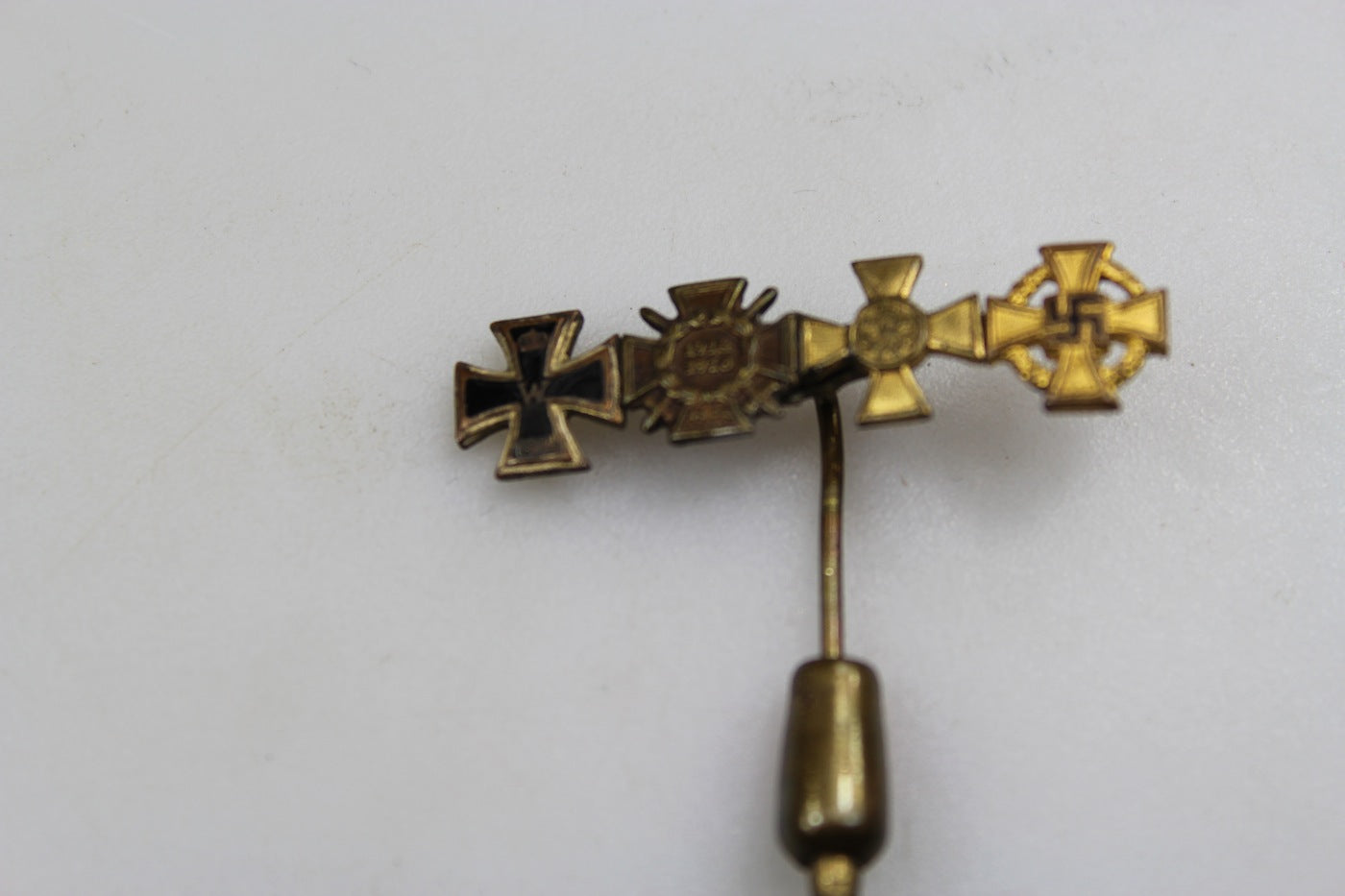 Pin da bavero con 4 decorazioni