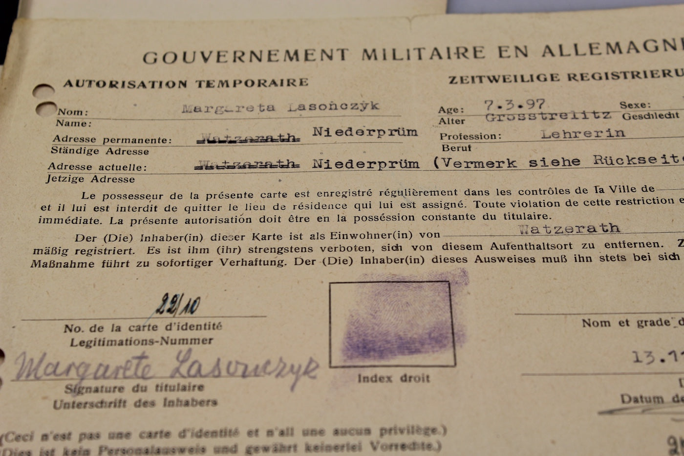 Album fotografico + documenti anni 30/40