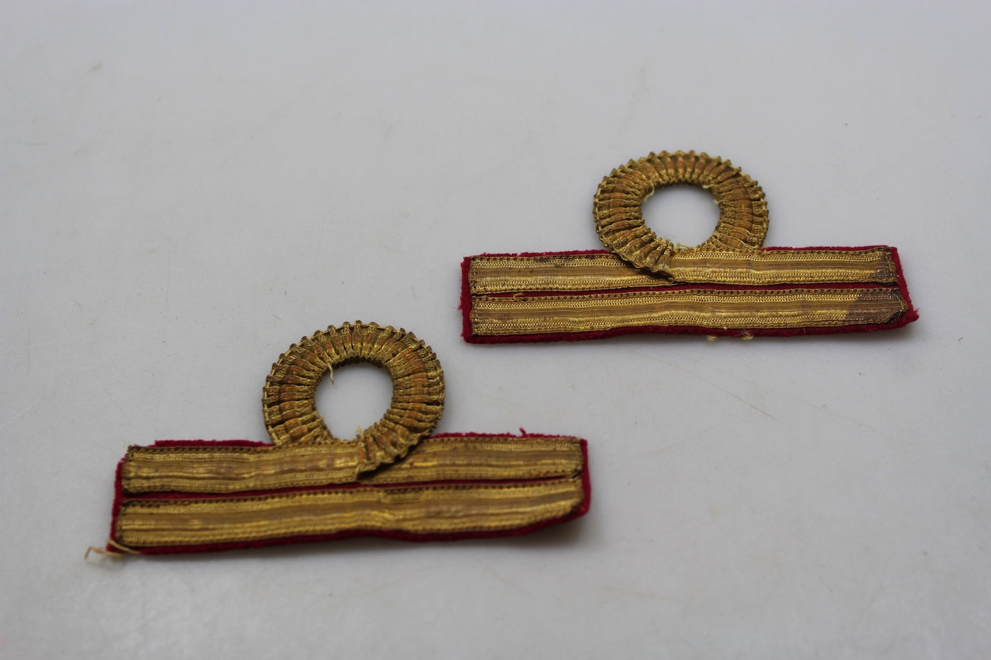 Coppia gradi M.34 da Tenente di Sanità REI WW 2