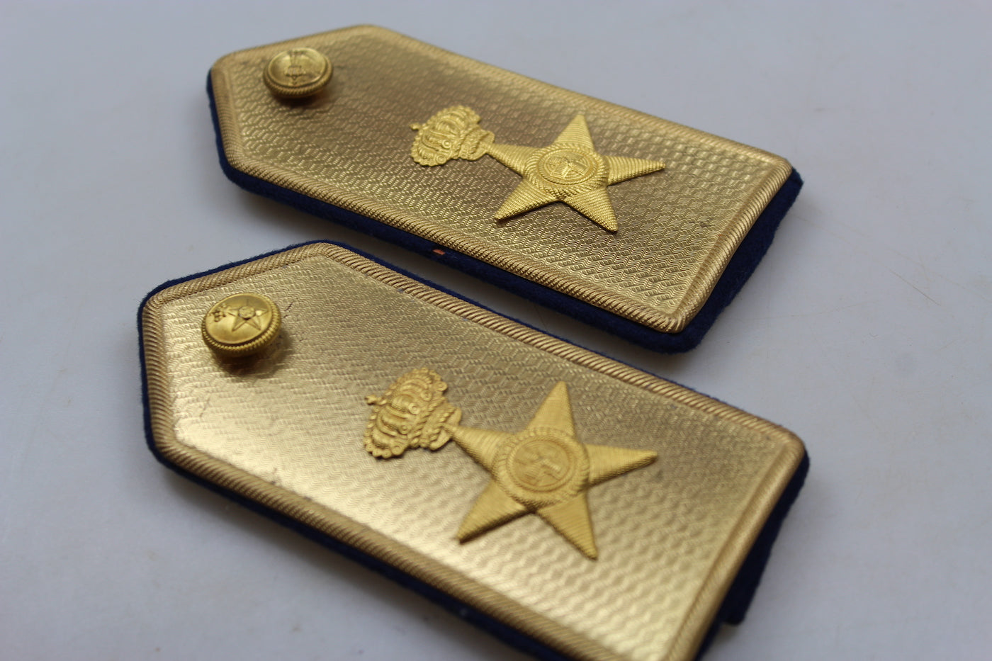Coppia spalline M.34 a lastra dorata Ufficiale REI WW2