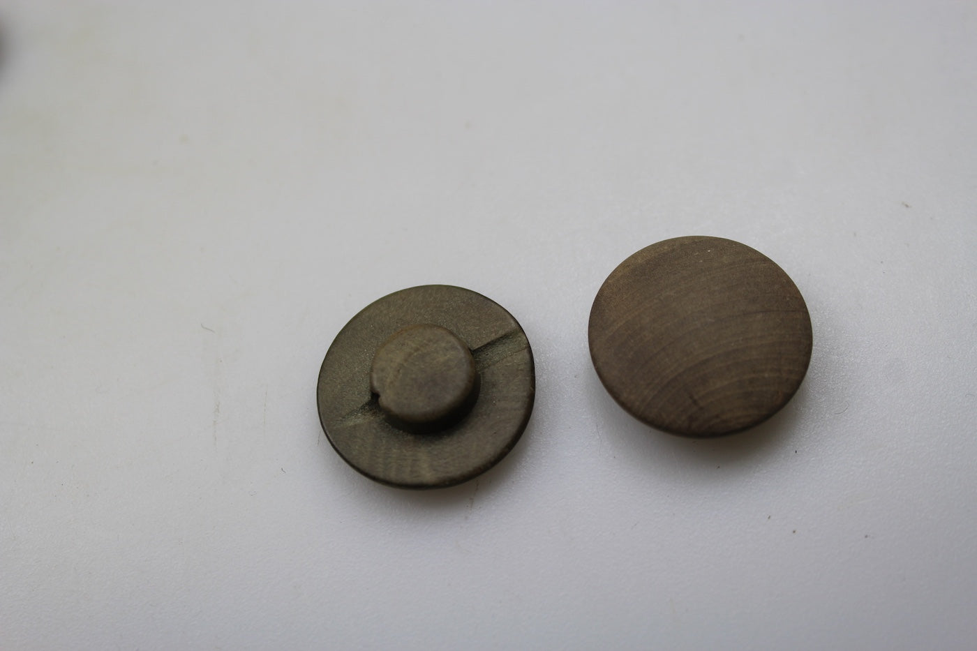 #10 bottoni legno REI WW2, foto 4