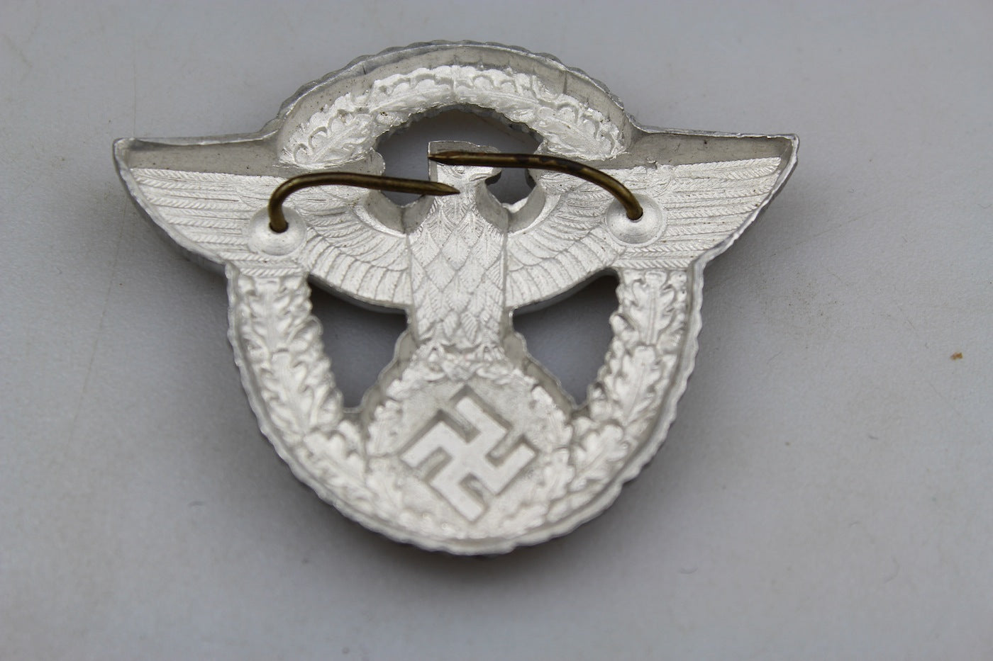 Fregio per copricapi Polizei