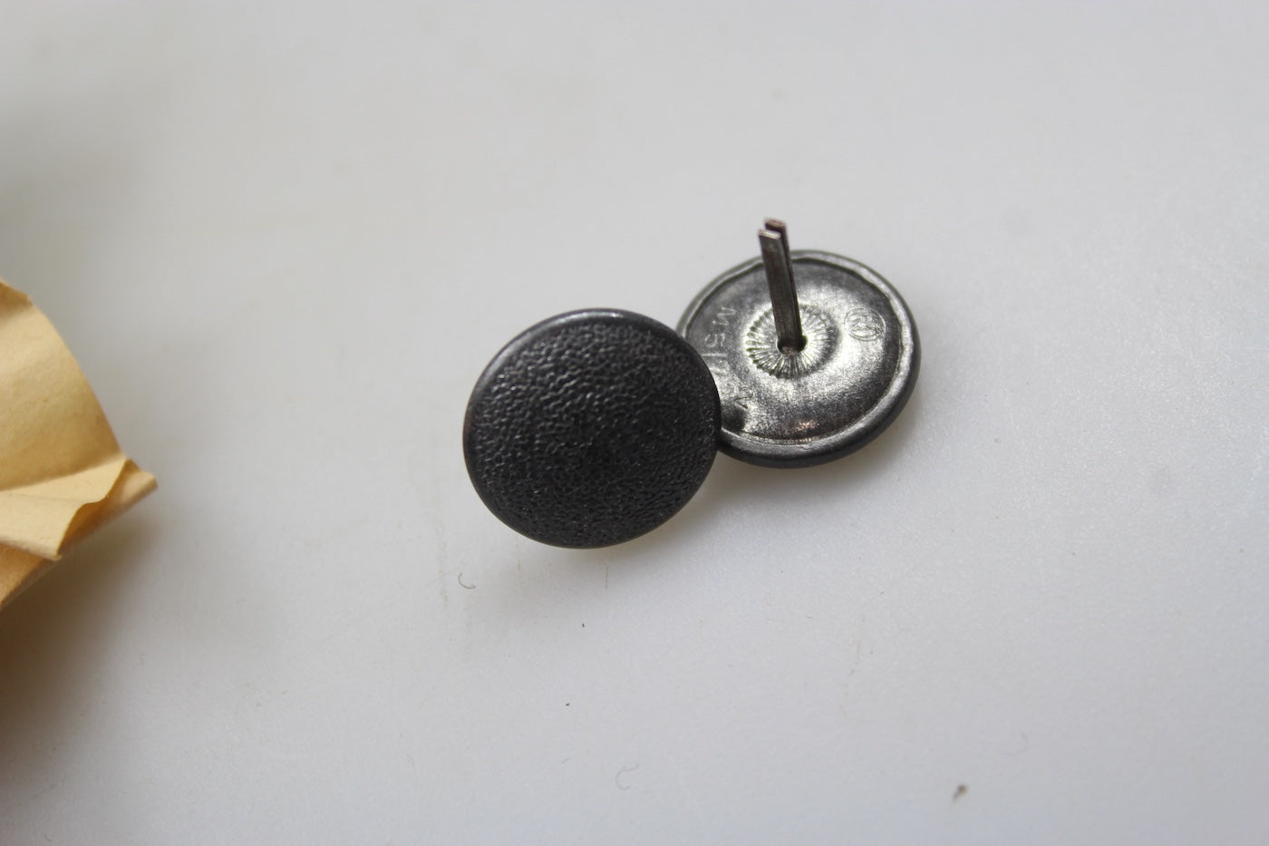 2 Dtz. Metallknopfe RZM 24 pz