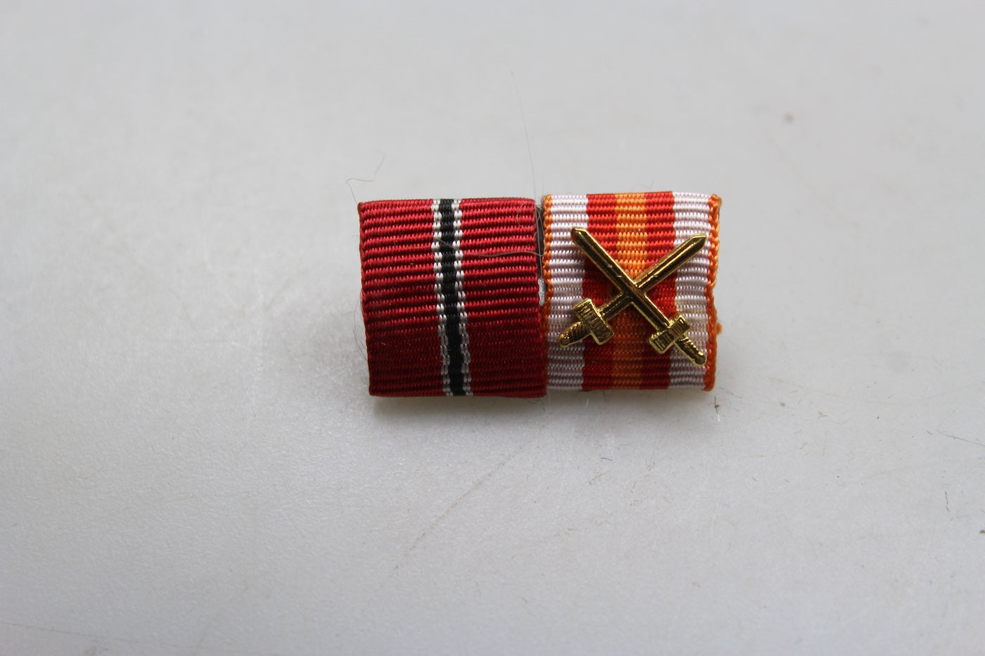 REPRO spilla da petto due ribbon WW 2