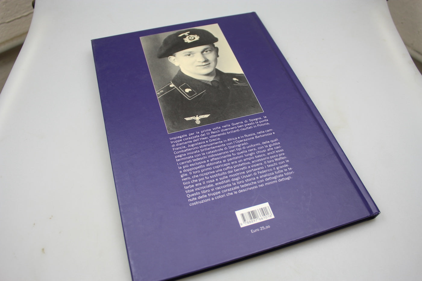 "Le uniformi delle truppe corazzate Tedesche 1934 - 1942" - J.P. Andrè - J. Scipion - 2012