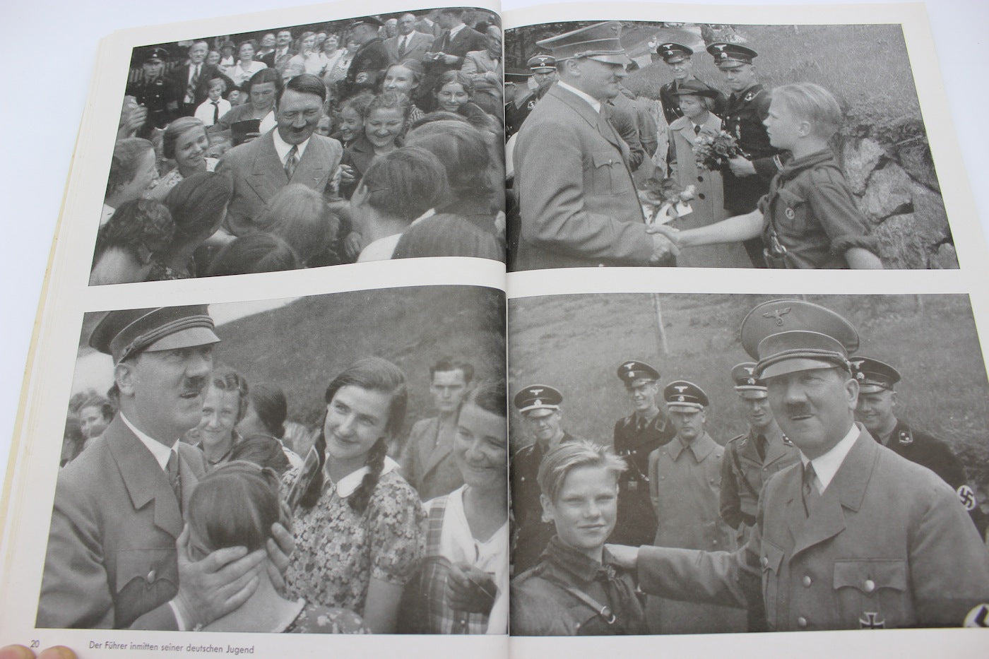 "Hitler Abseit vom Alltag" - H.Hoffmann -