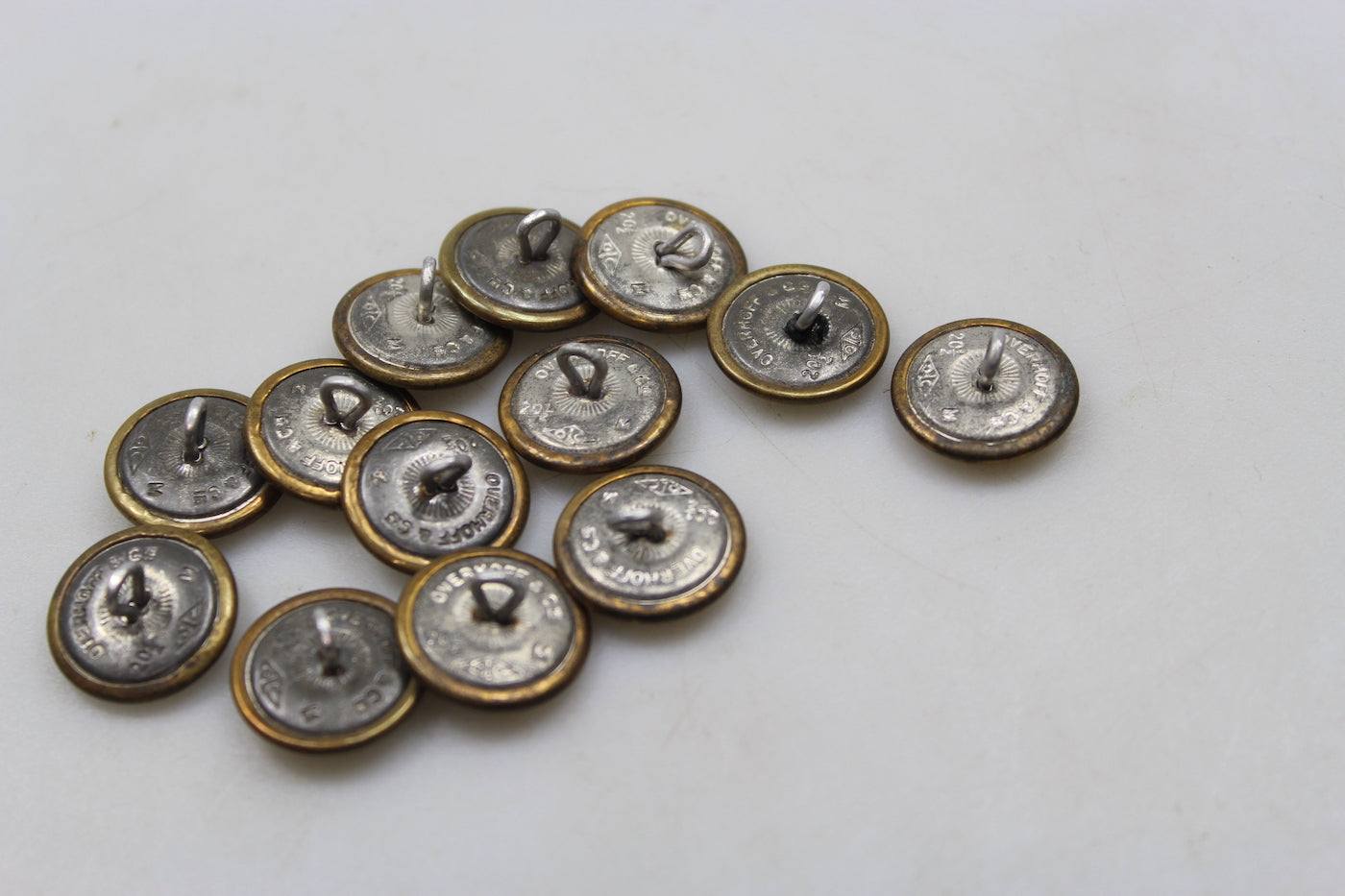 Bottoni dorati 20 mm SA?