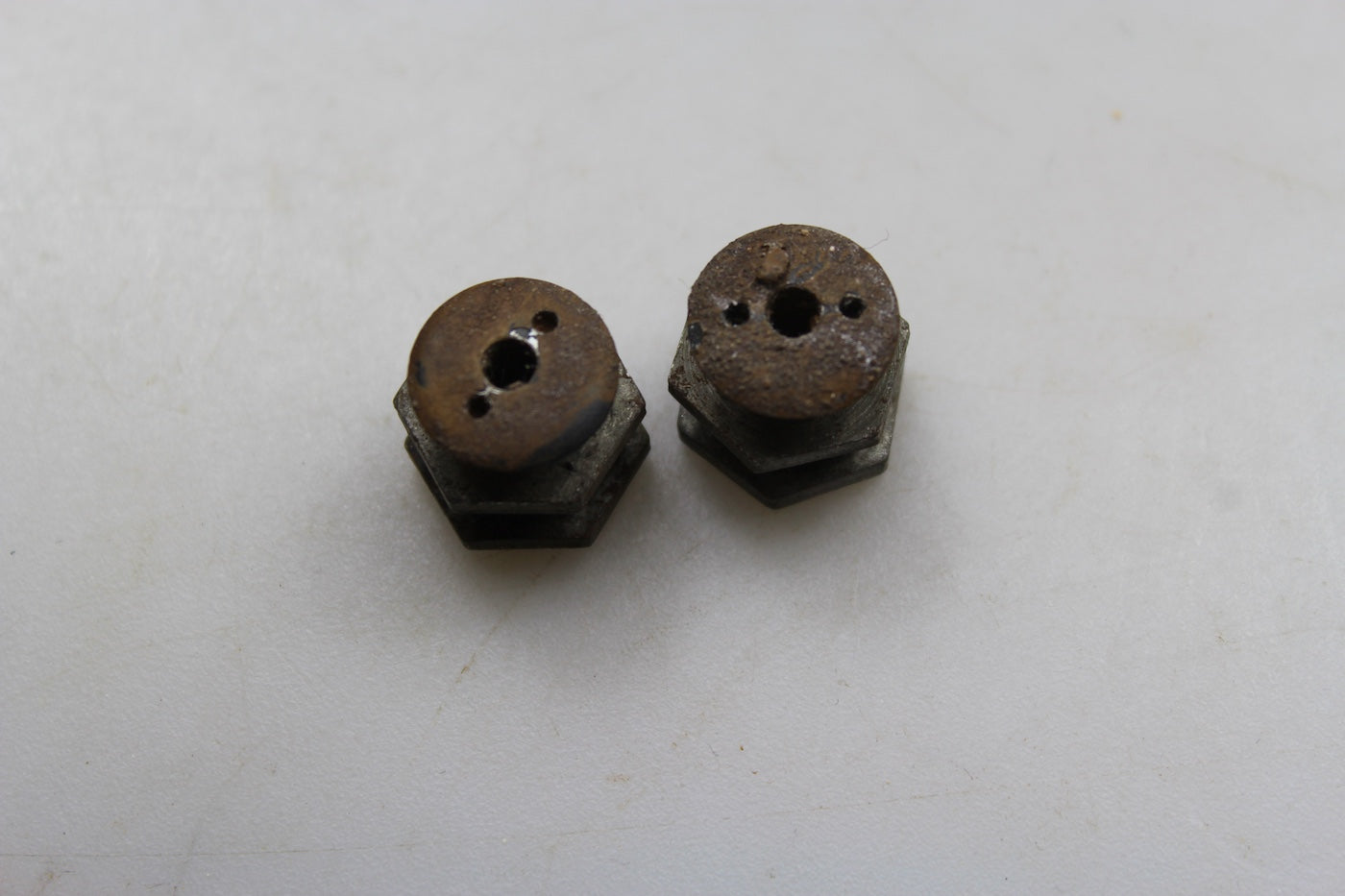 REPRO rivetti elmetto parà M.38 WL WW2