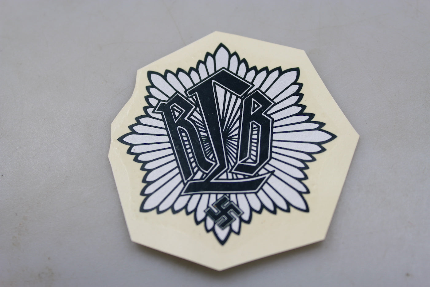 Replica decal RLB