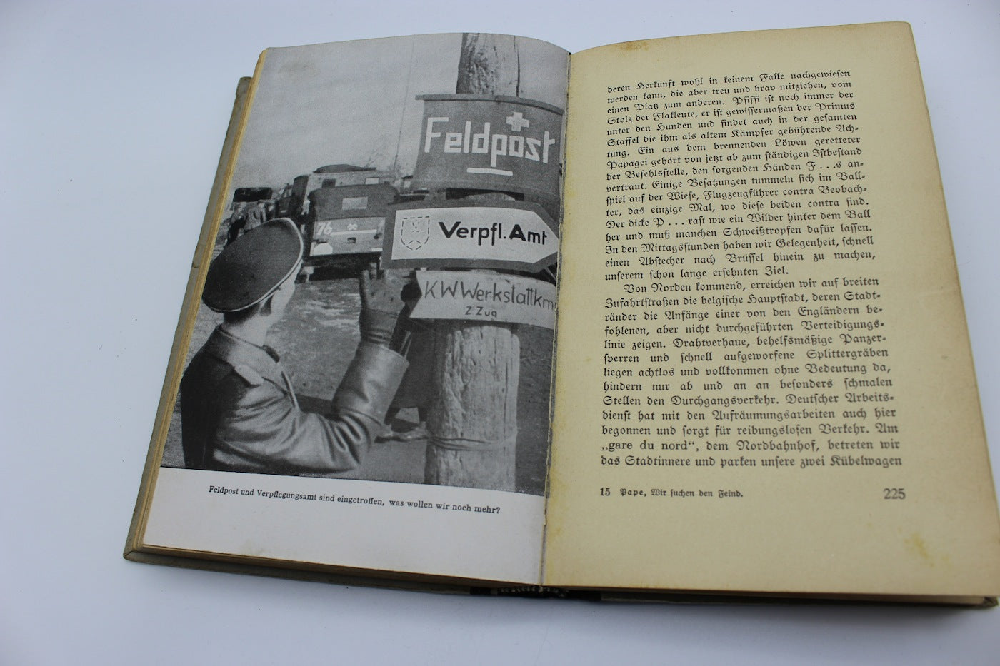 "Wir fuchen den Feind"  Heinz Pape - 1941