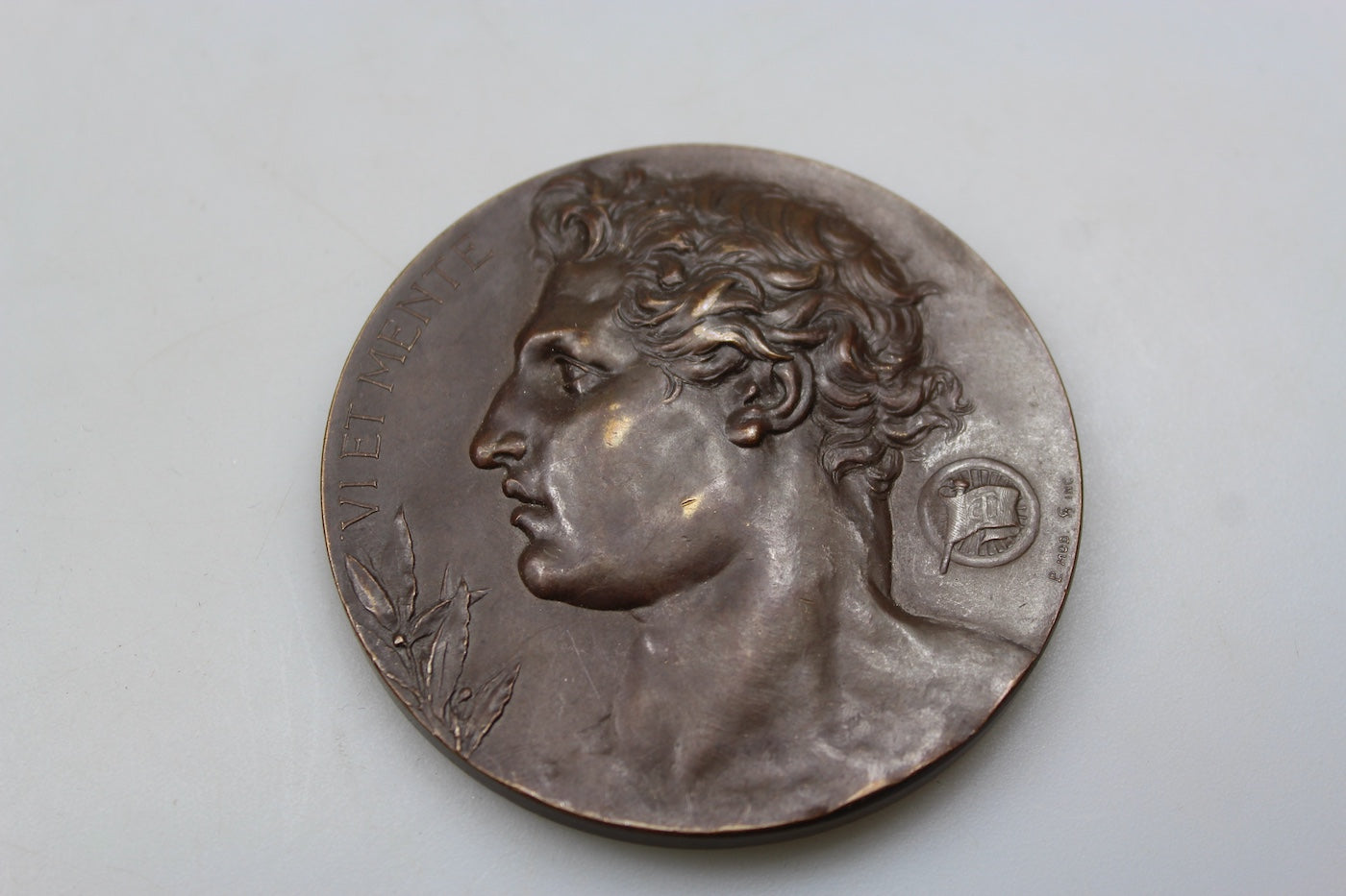 Medaglione commemorativo T.C.I. del 1911