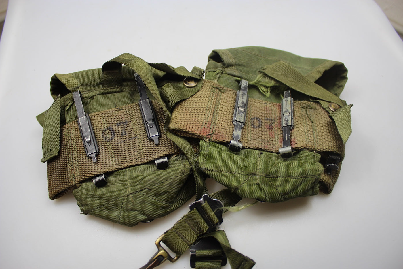 US Army Vietnam - Coppia portacaricatori M.69 per M.16
