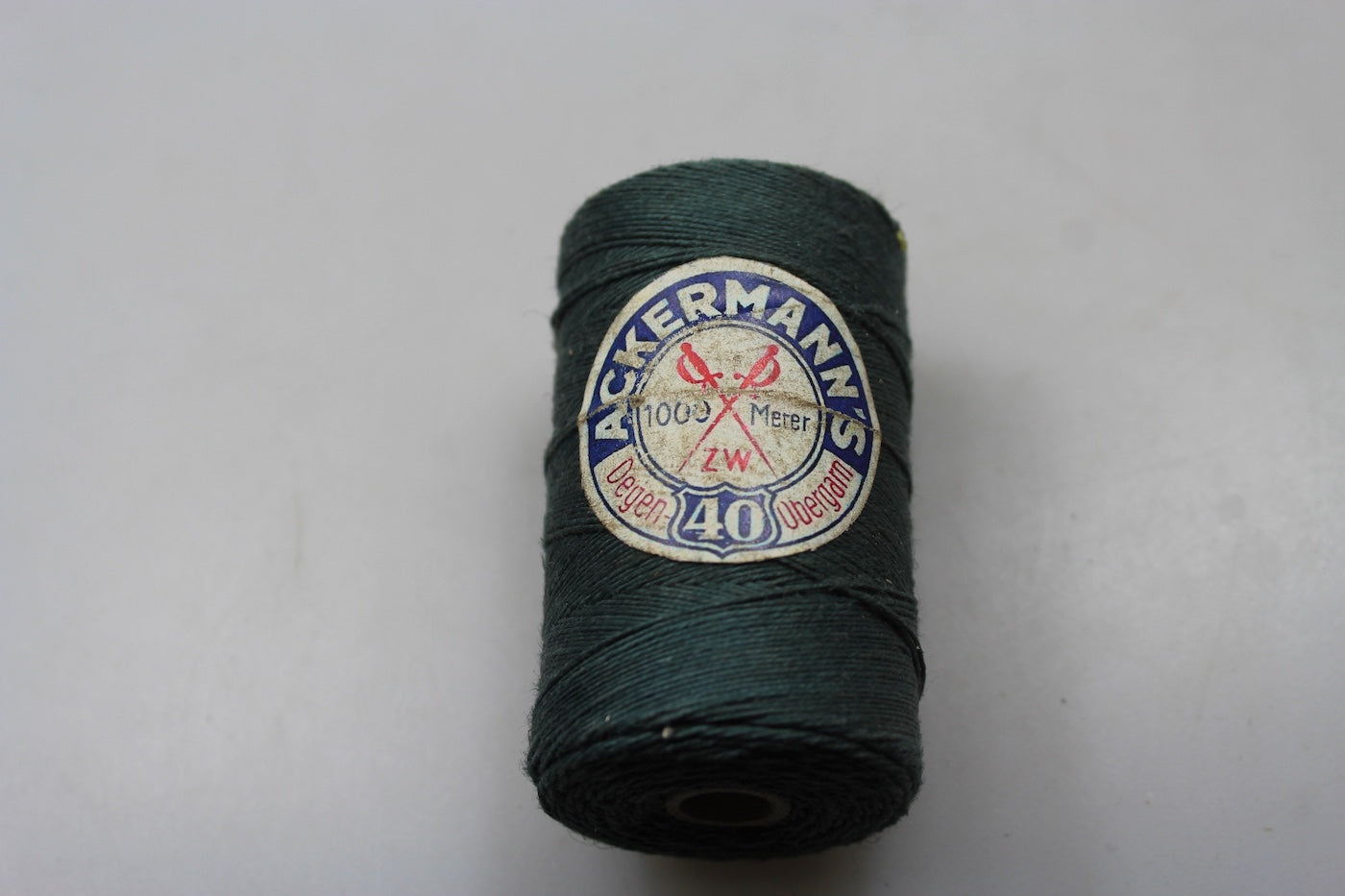 Filo in cotone feldgrau per bottoni anni 30/40