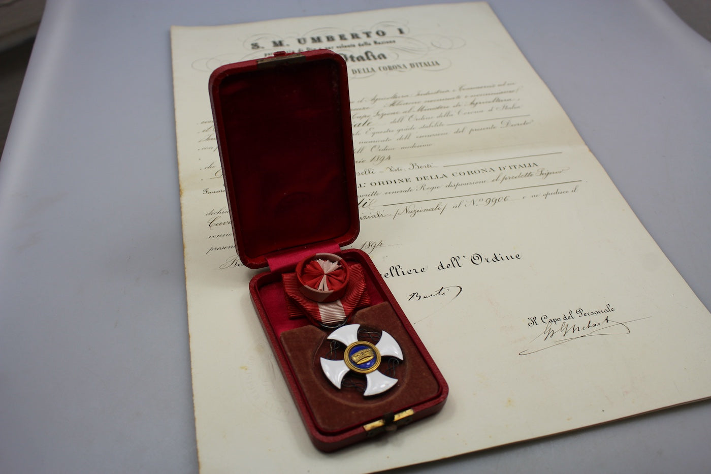 Croce di Cavaliere della Corona d'Italia Umberto I° con scatola e attestato, foto 5