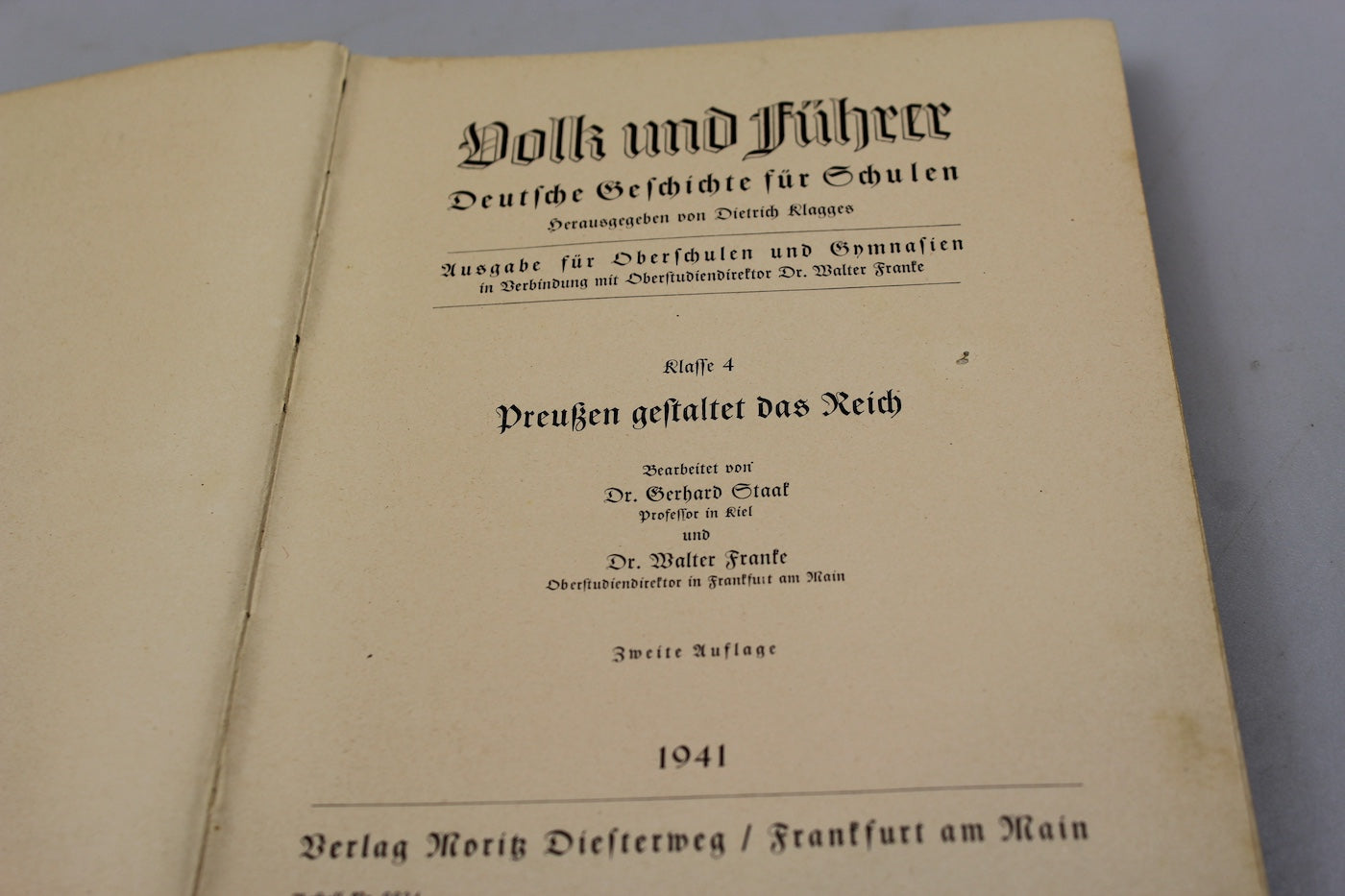 "Volk und Fuhrer" - Klasse 4 - 1941