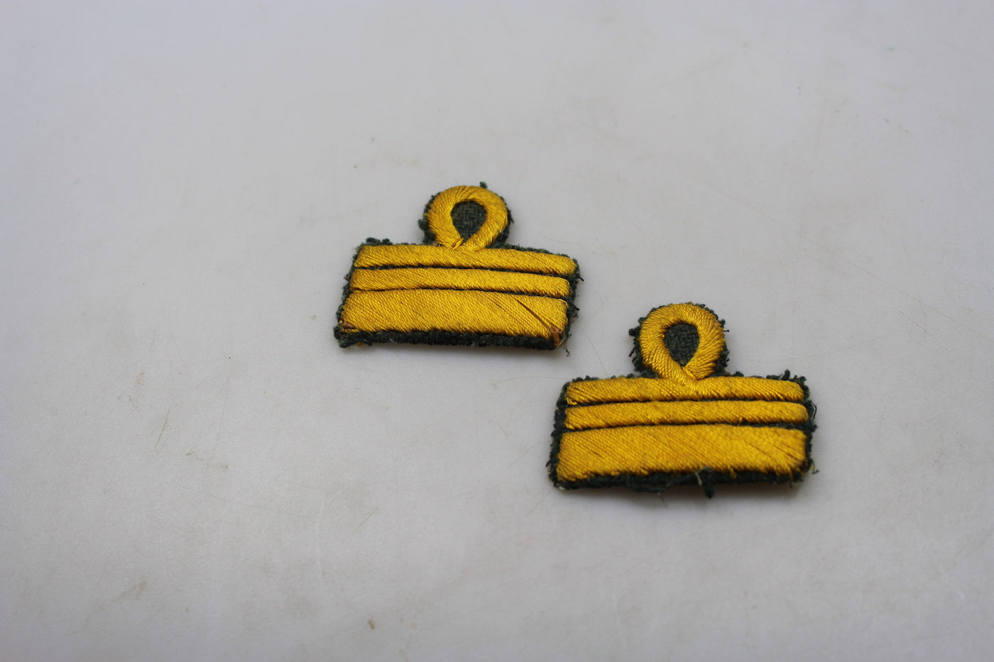 Coppia gradi Ufficiale REI WW2