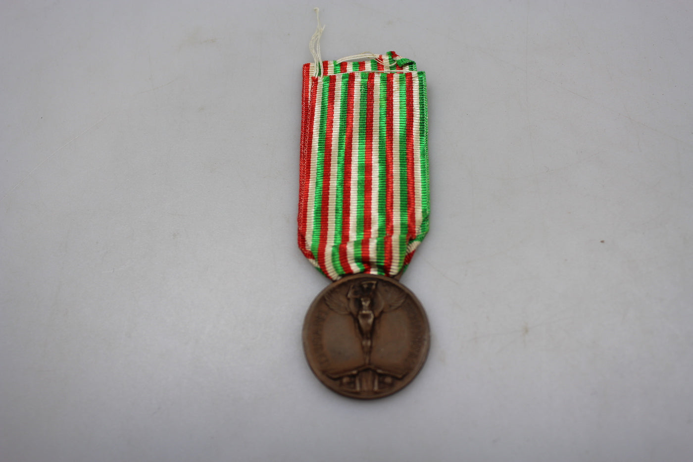 "Coniata nel bronzo nemico" Medaglia commemorativa WW1