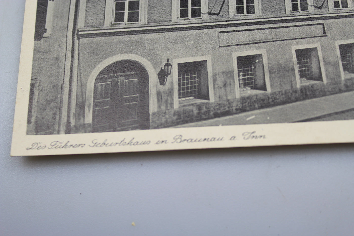 Cartolina postale con casa Natale di Adolf Hitler