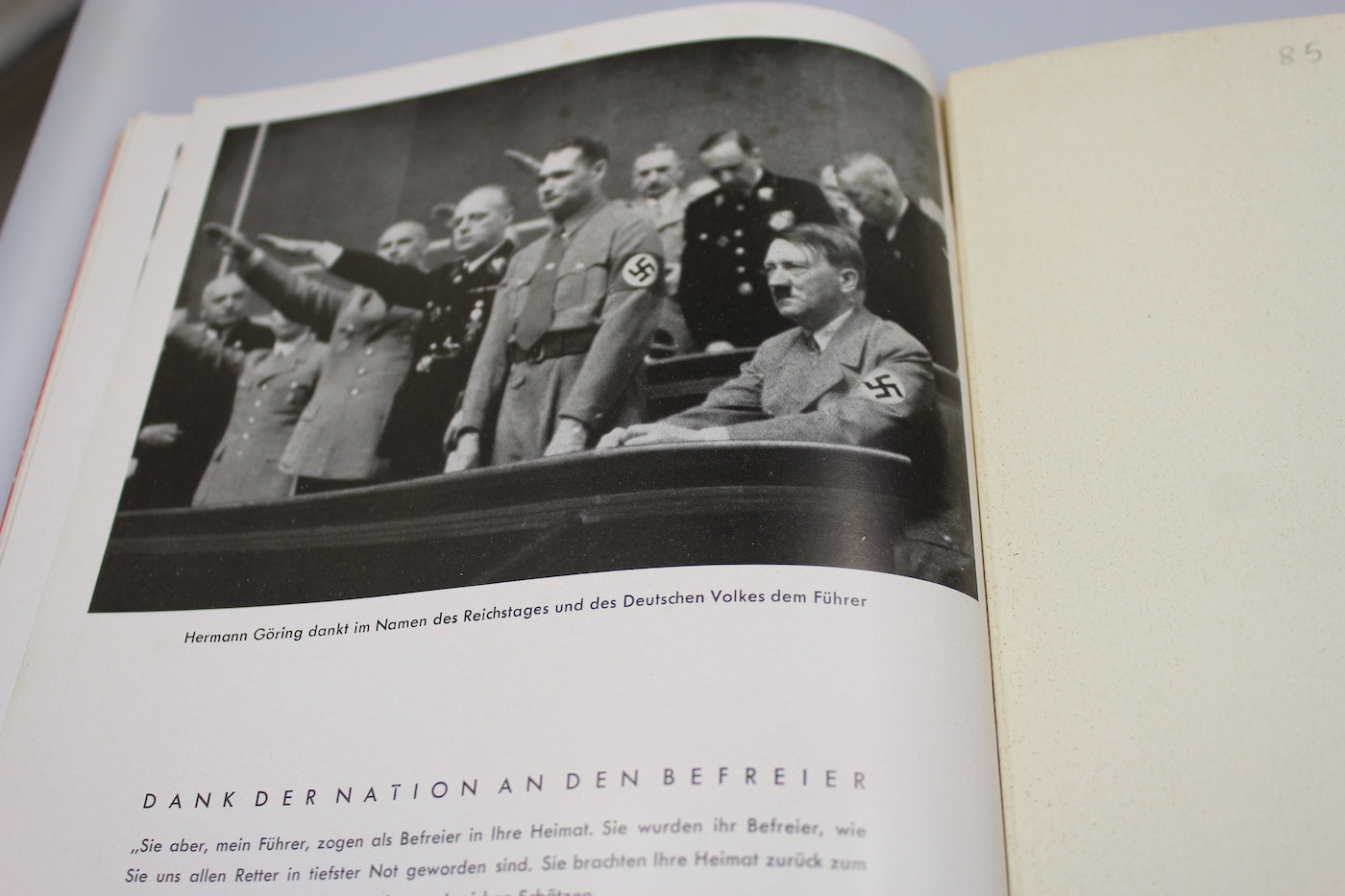 Hitler in seiner Heimat” – H.Hoffmann