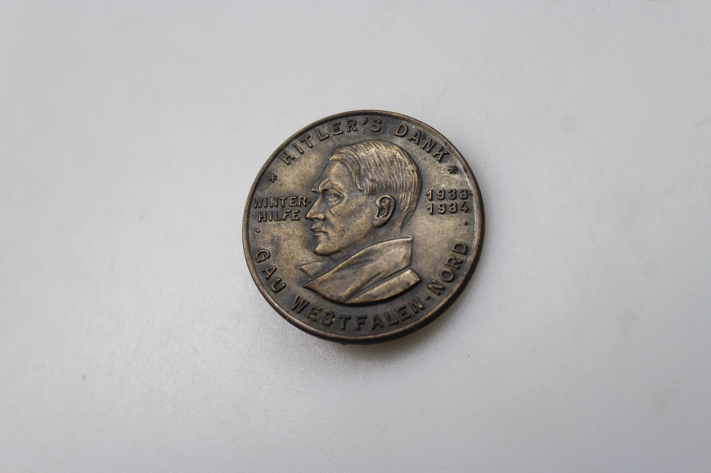 Badge "Hitler's Dank" WHW 1934/35