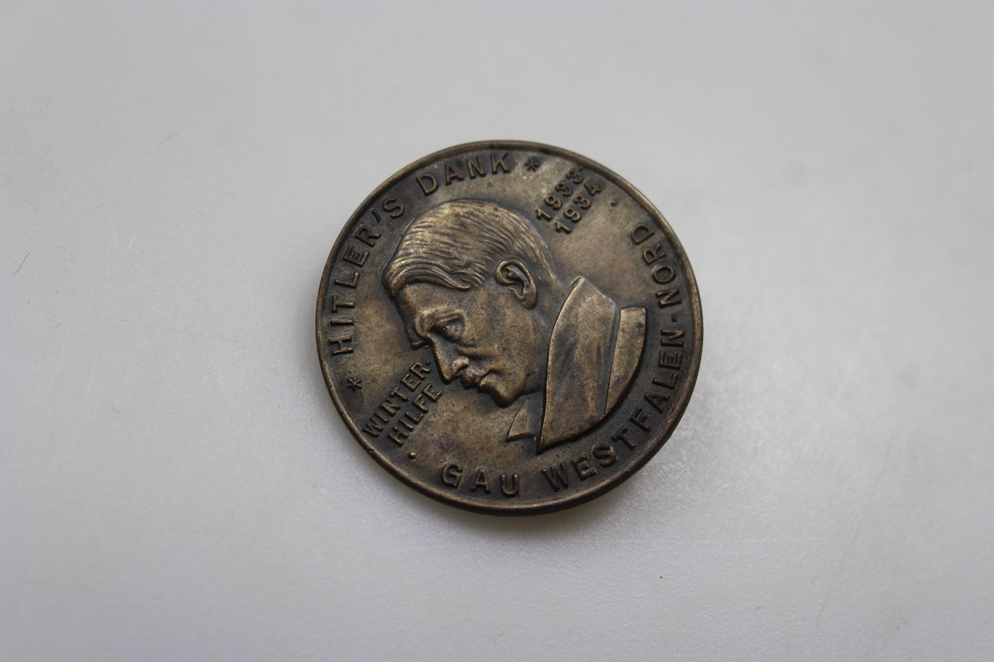 Badge "Hitler's Dank" WHW 1934/35