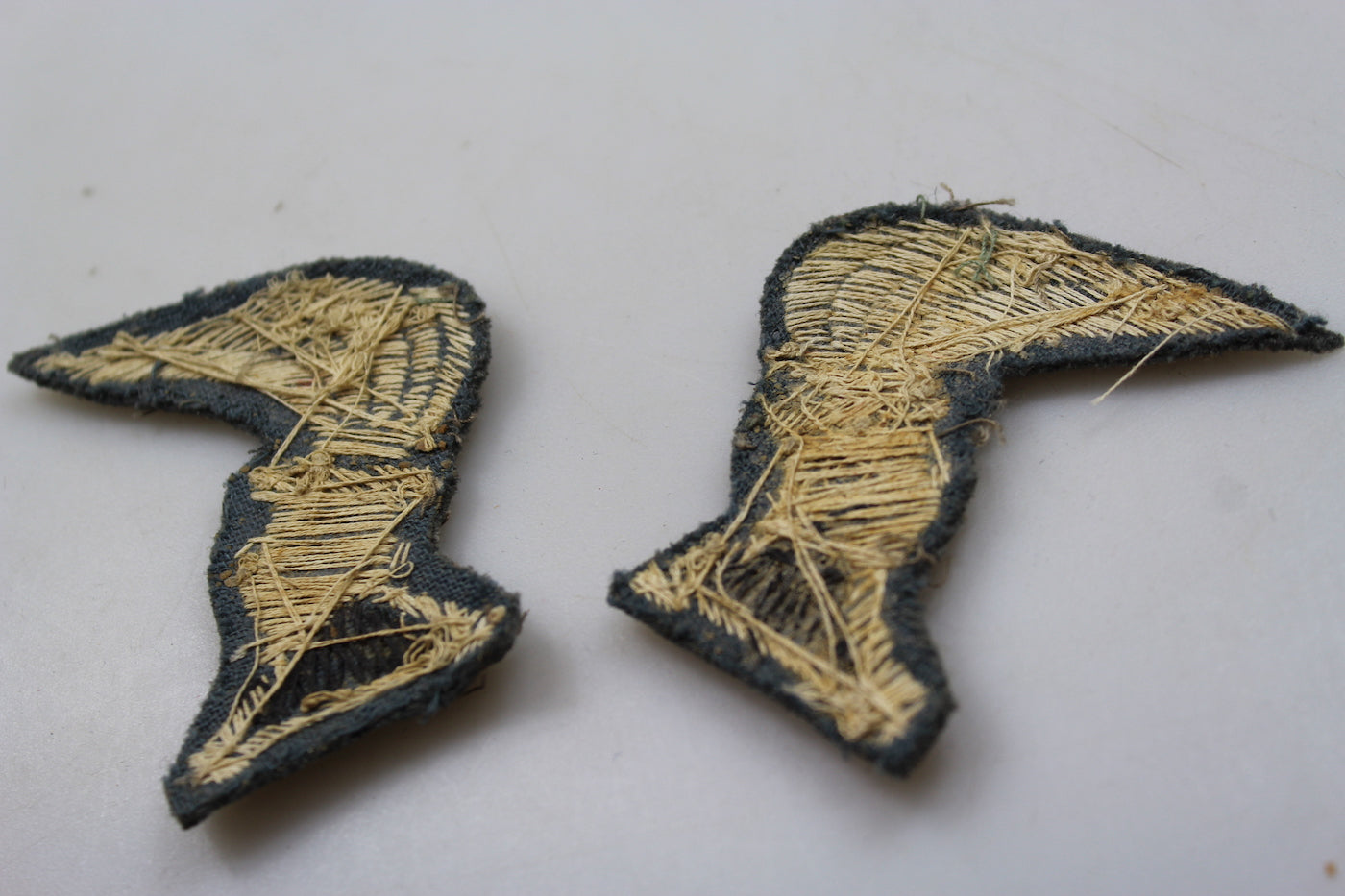 Coppia fregi Bombardieri anni 20'