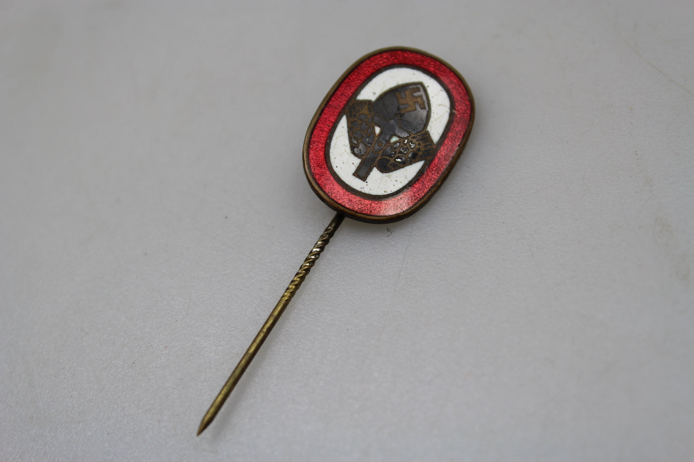 PIN.00843
