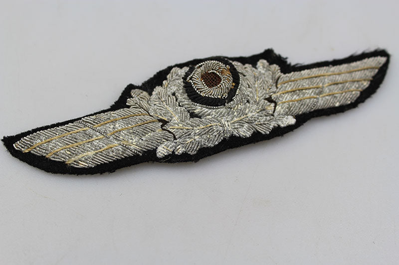 Serto con coccarda ricamati Schirmmutze Ufficiale Luftwaffe