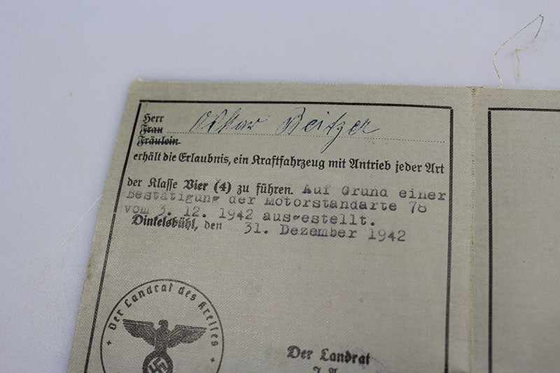 Coppia di patenti di guida, civile e militare Wehrmacht