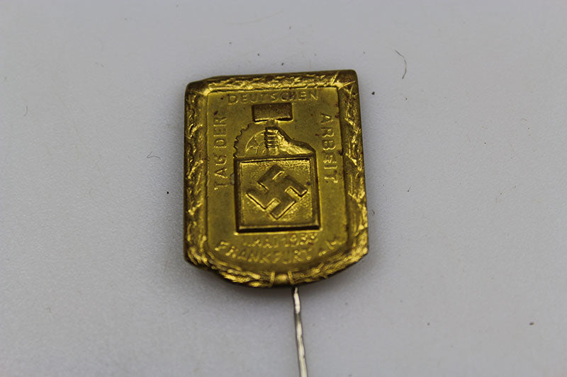 Pin NSBO  Tag der Arbeit - 1933