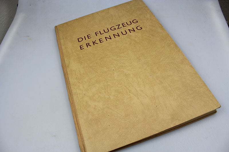 "Die Flugzeug Erkennung" - 1943