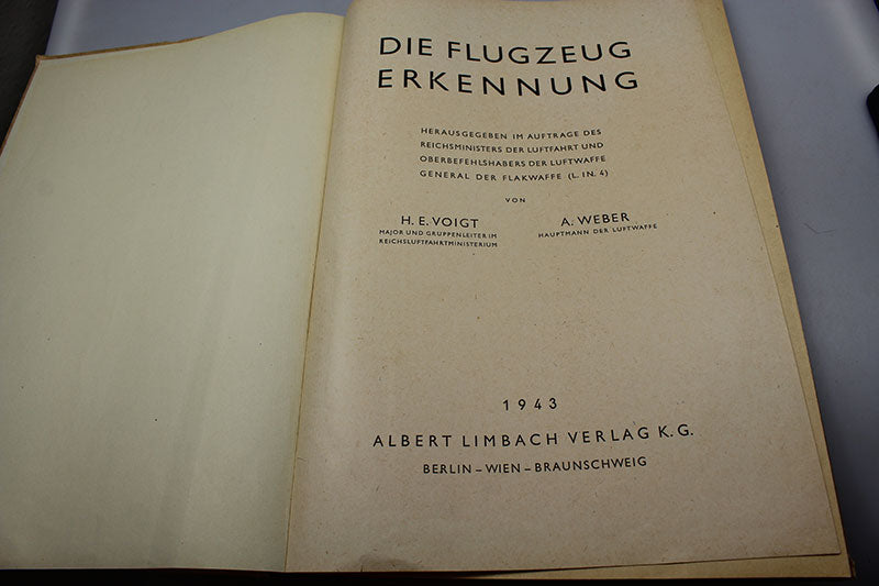 "Die Flugzeug Erkennung" - 1943
