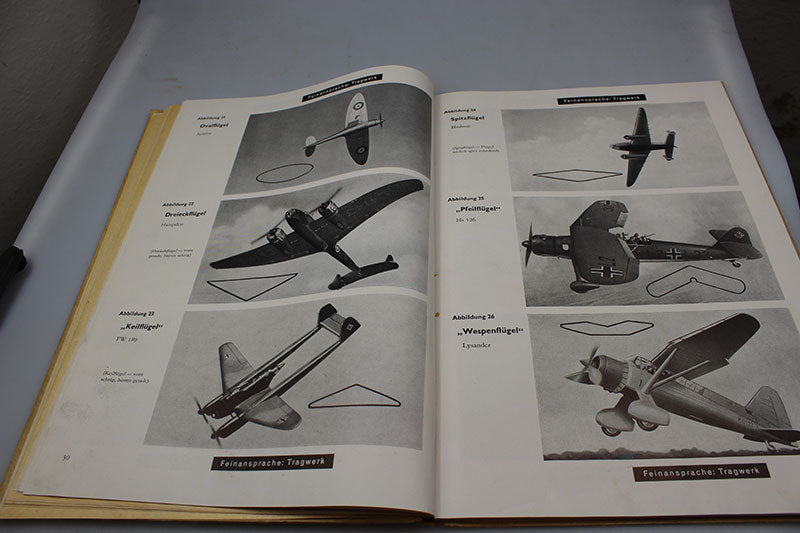 "Die Flugzeug Erkennung" - 1943
