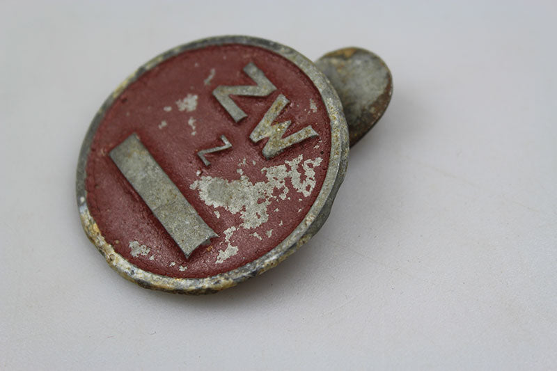 Badge numerato lavoratori fabbrica Junker