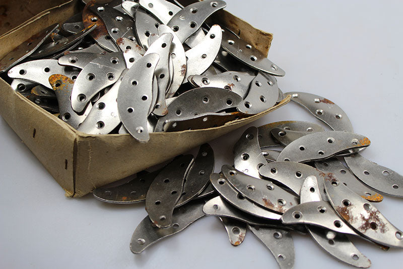 “Verzinkte Stossplatten N°6” coppie puntali calzature WW2